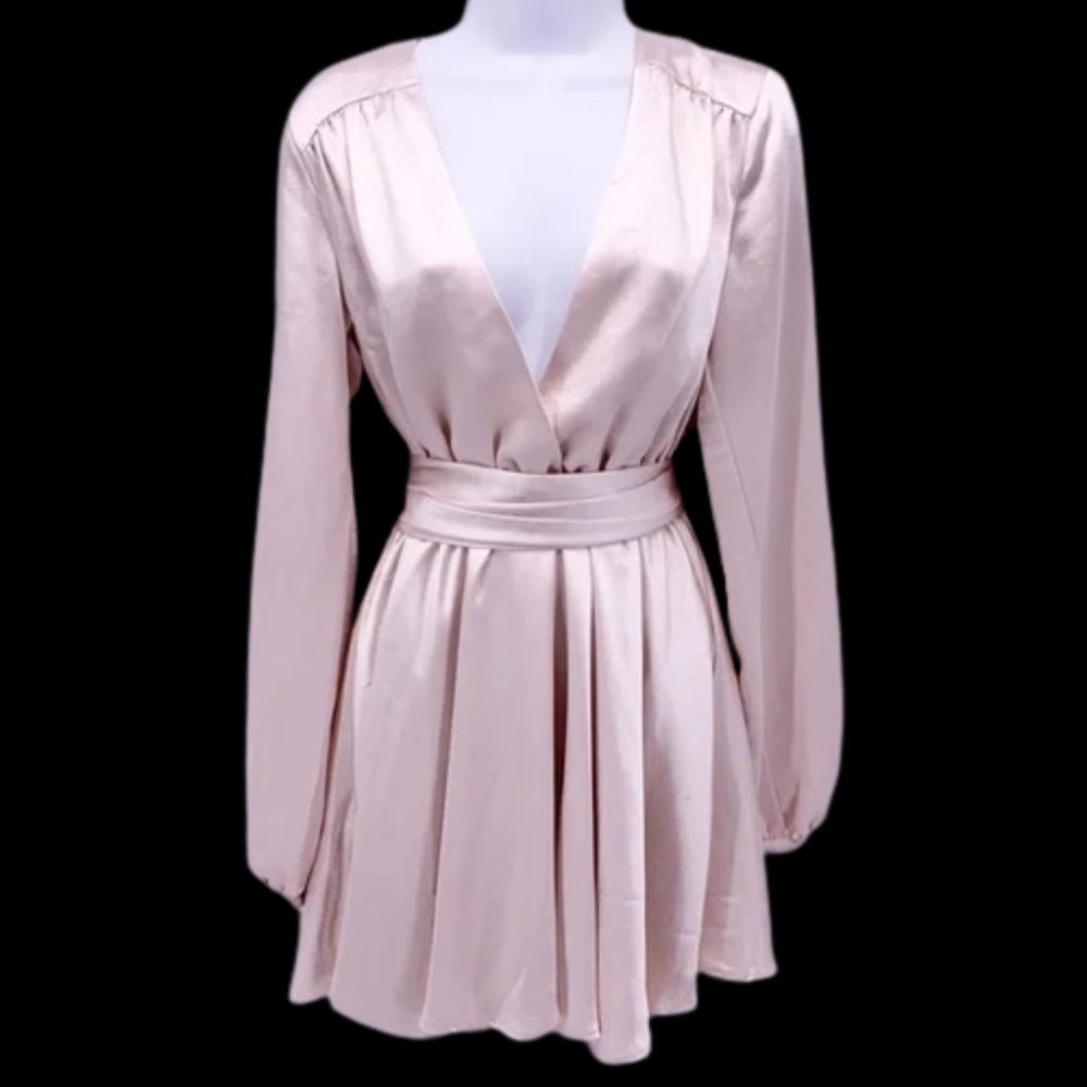 NWT!! 🆕 | Lovers and friends Ivy Dress | Revolve | Small